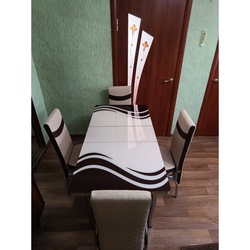 Скляний стіл і 4 стільці. Обідній комплект. Туреччина.