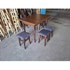 Обідній комплект стіл і 4 табуретатів